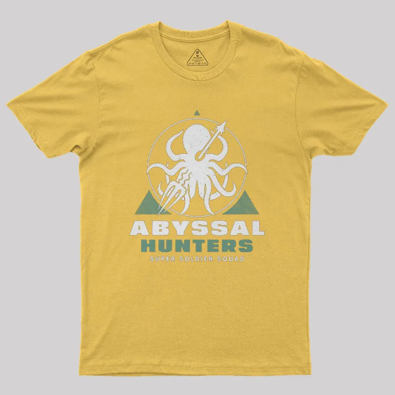 Abyssal Hunters Emblem Nerd T-Shirt