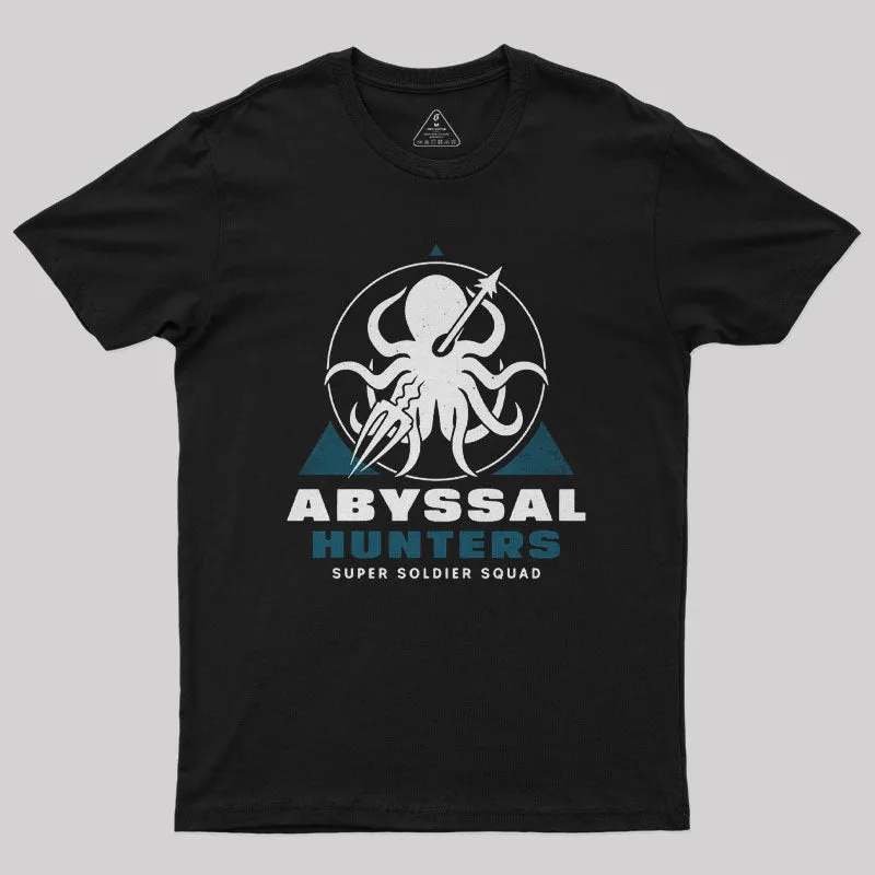 Abyssal Hunters Emblem Nerd T-Shirt