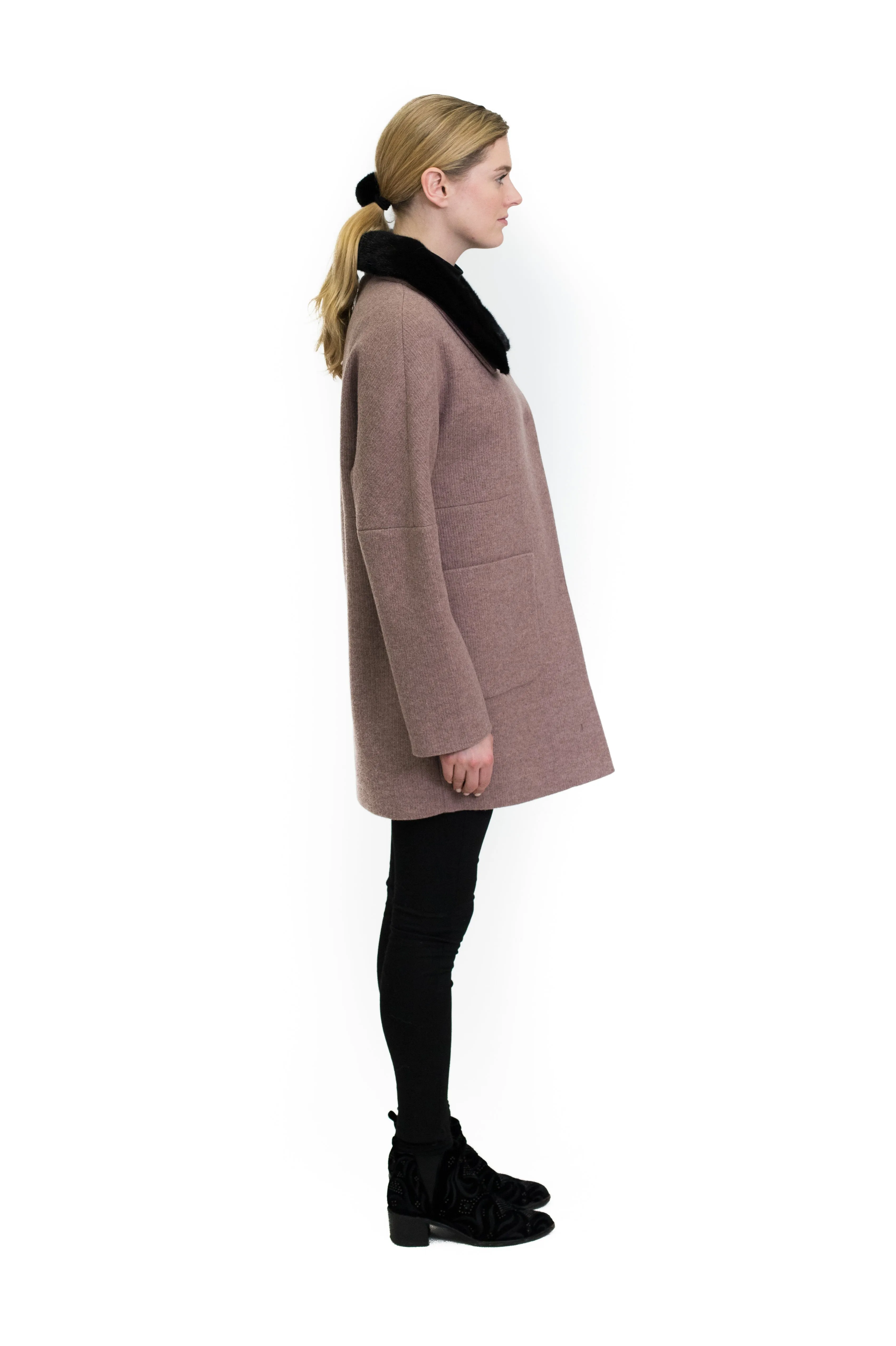 Coat with Detachable Mink Collar