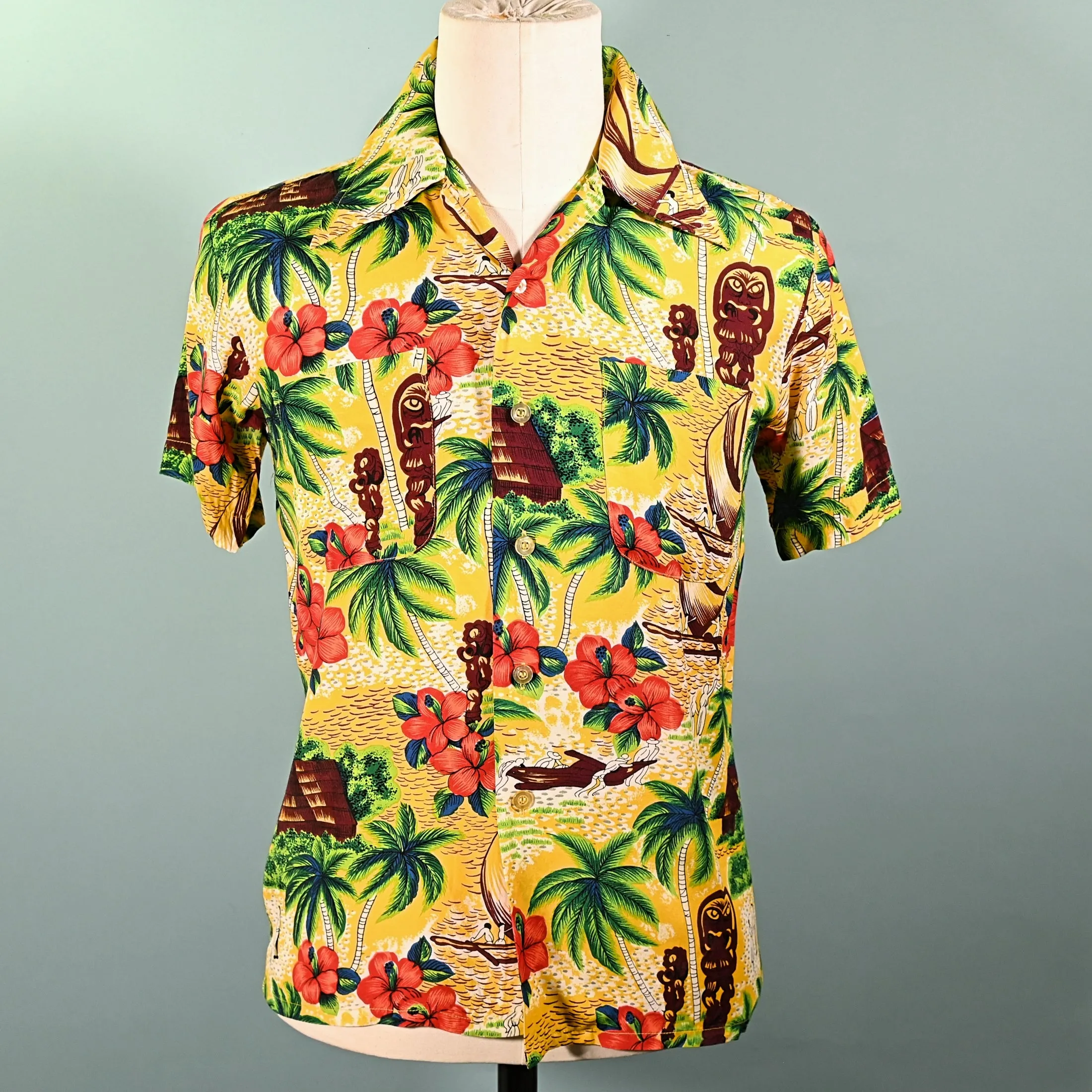 K-Mart Vintage 50s/60s Rayon Hawaiian Shirt, Aloha Bright Tiki Shirt S