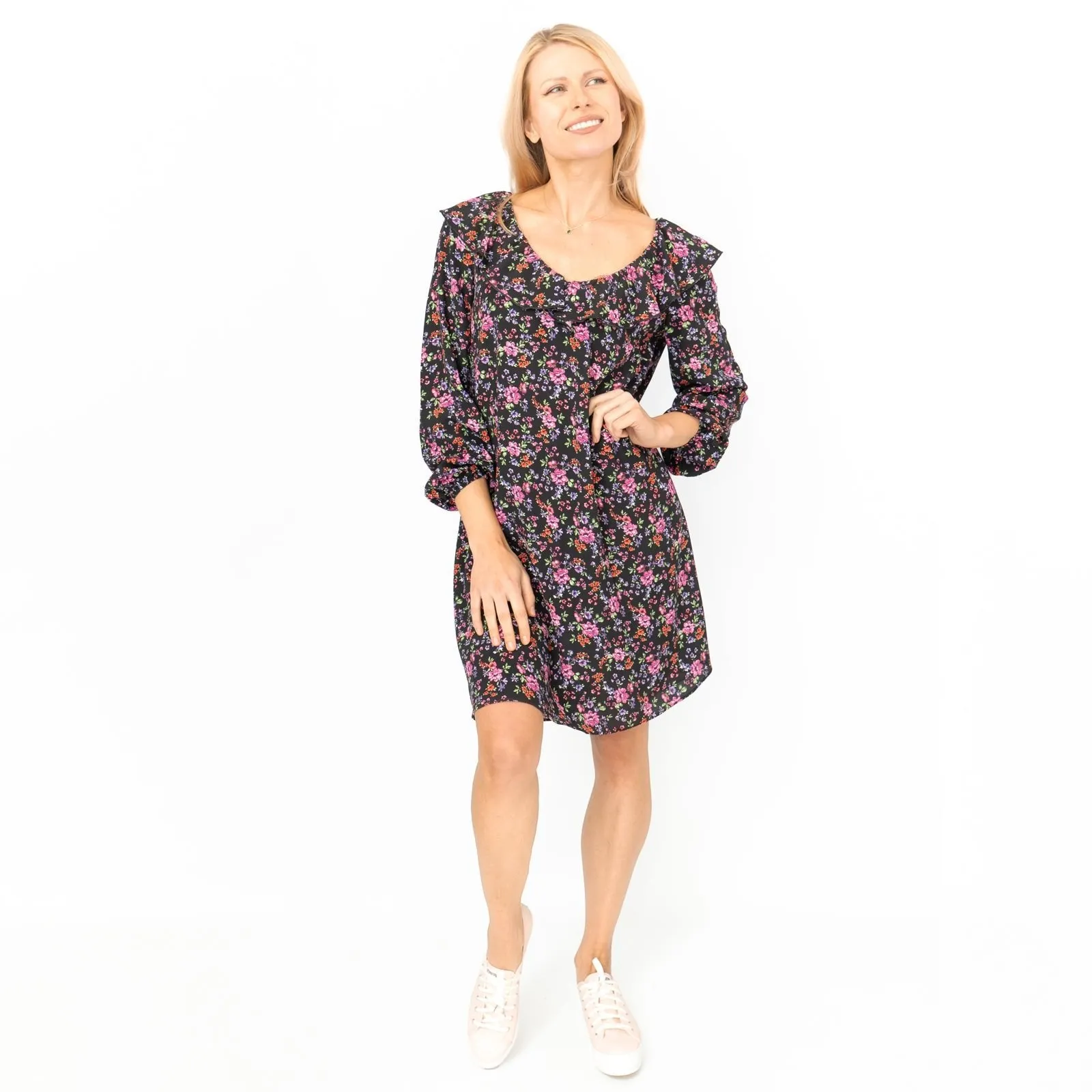 Karen Millen Black Floral Long Sleeve V-Neck with Frills Relaxed Fit Trapeze Dresses