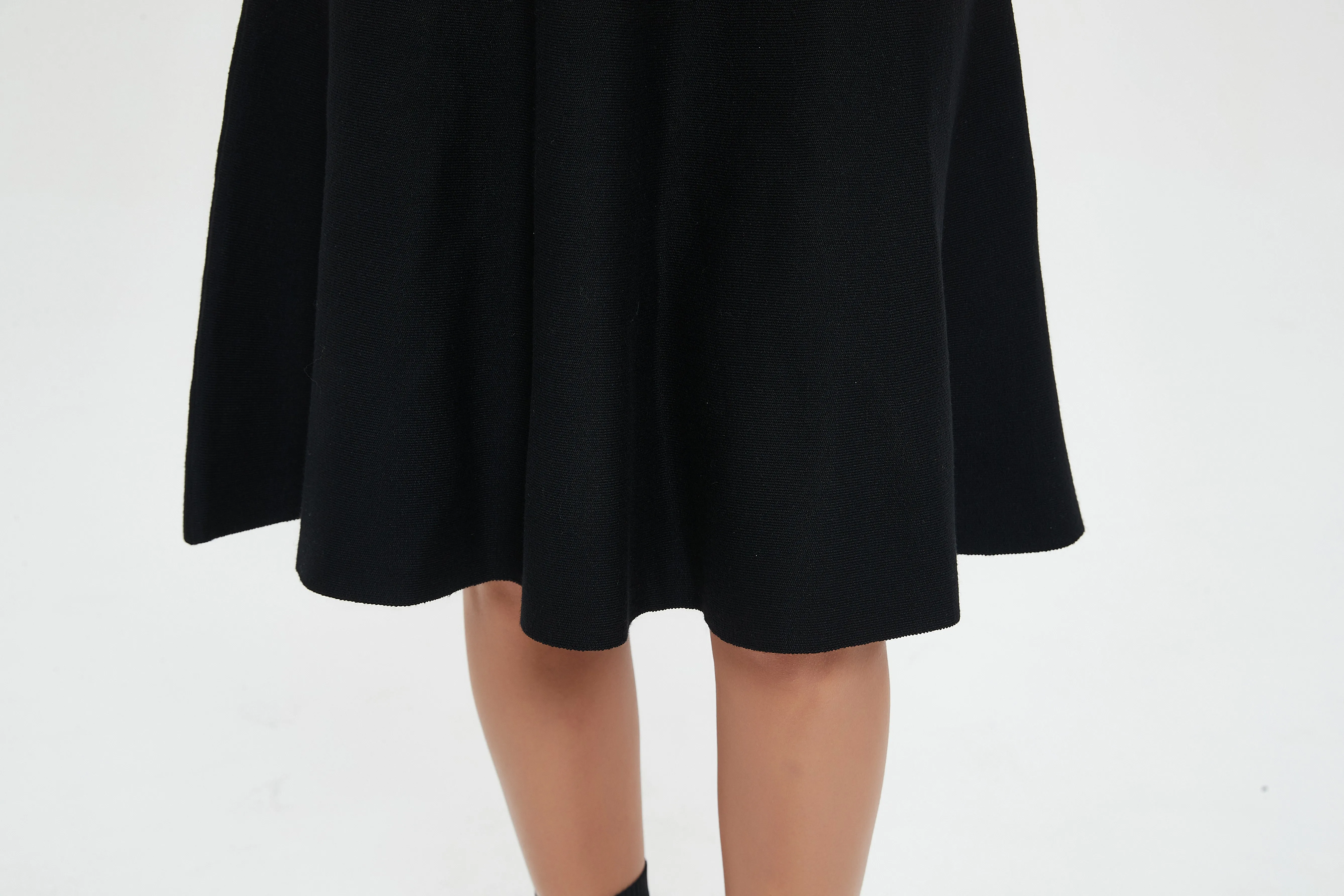 MM FIT AND FLARE DRESS - BLACK