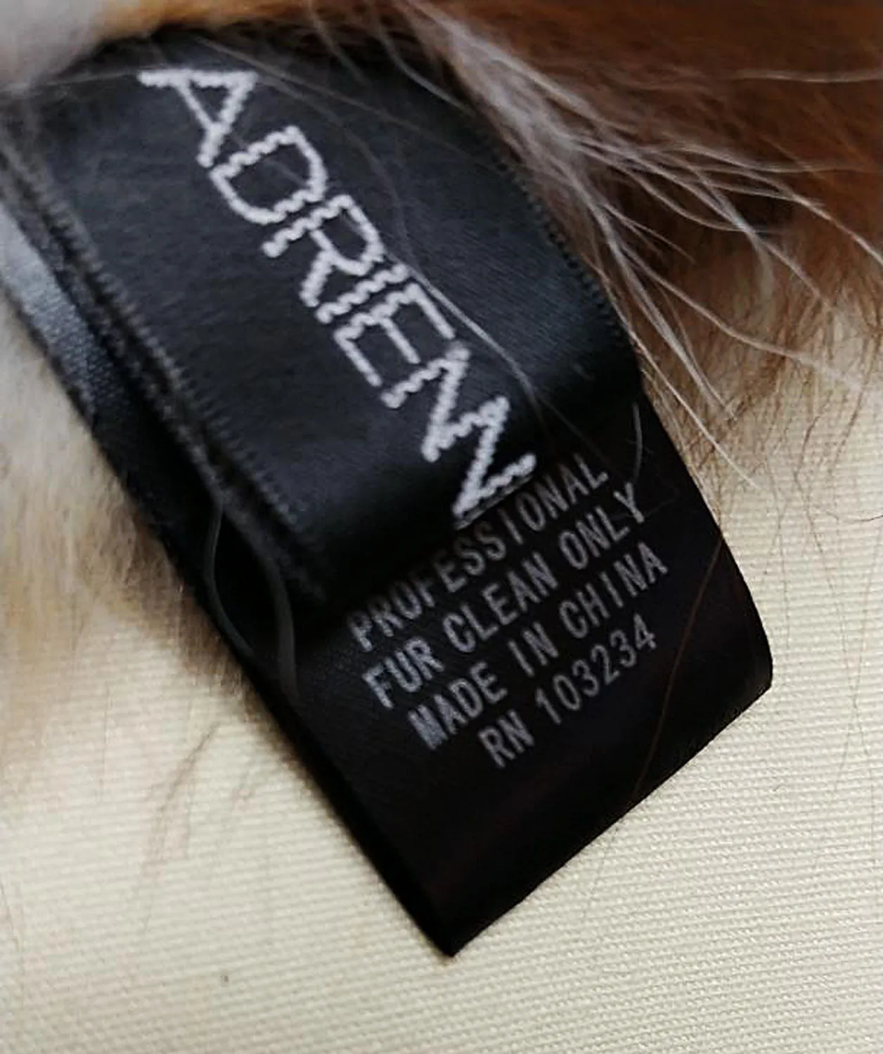 *NEW - ADRIENNE LANDAU FLUFFY FOX COLLAR FROM NEIMAN MARCUS