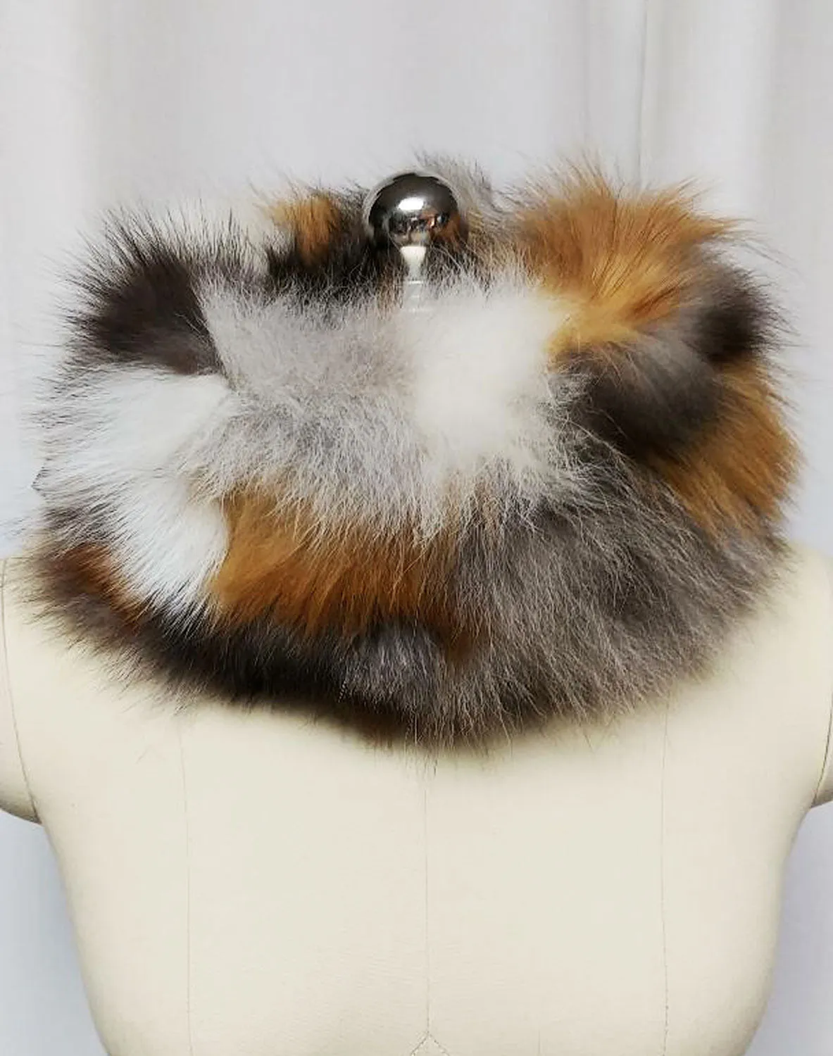 *NEW - ADRIENNE LANDAU FLUFFY FOX COLLAR FROM NEIMAN MARCUS