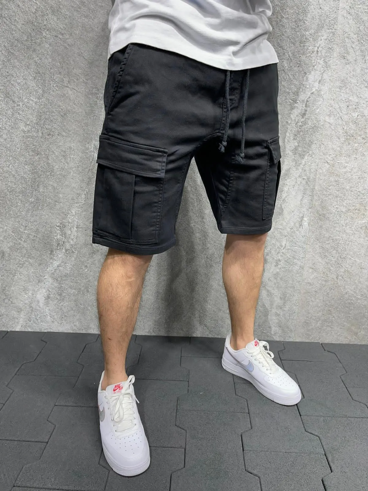 Sneakerjeans Black Cargo Short AD110