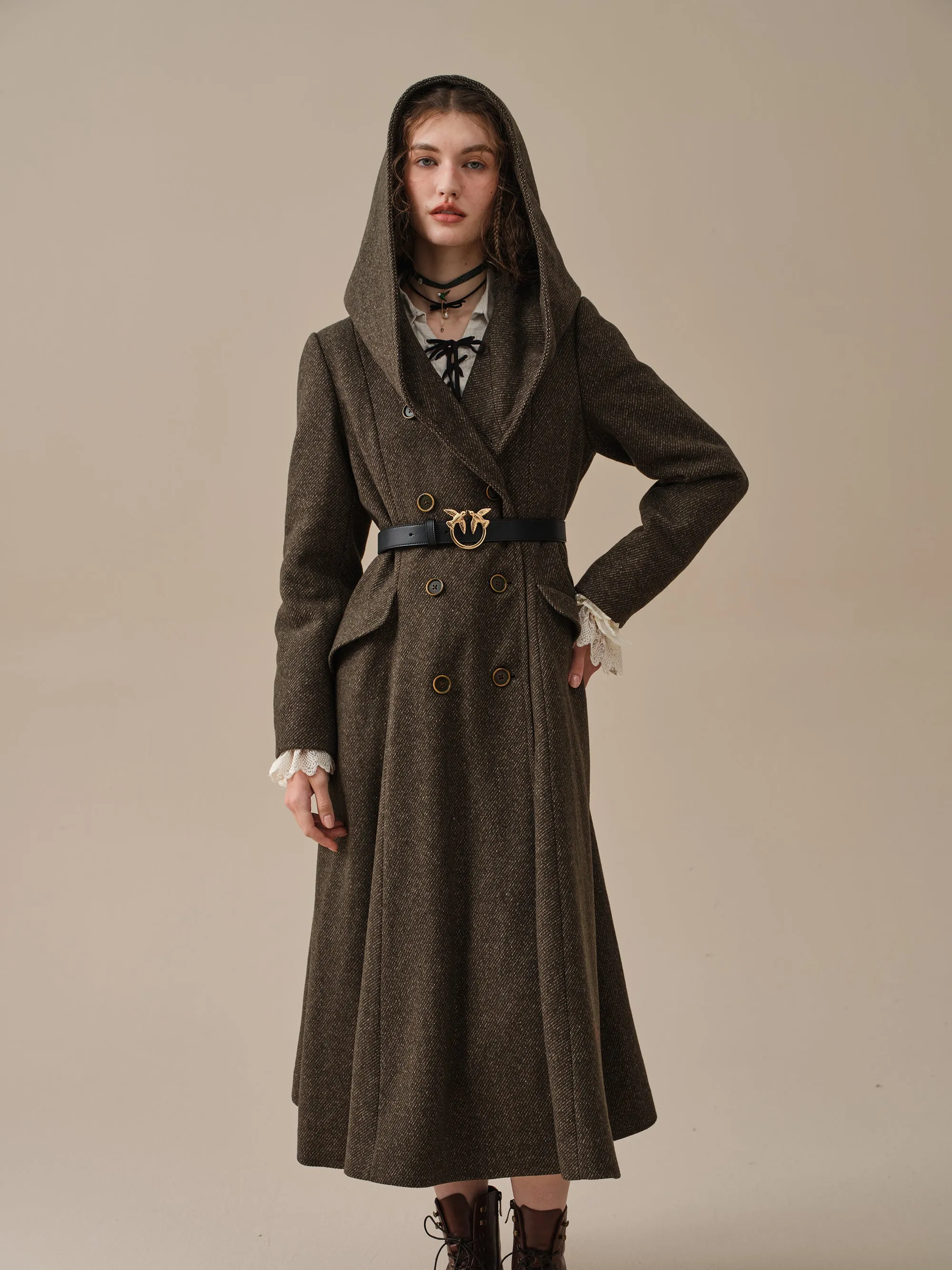 Trista 24 | 100% twill wool hooded coat