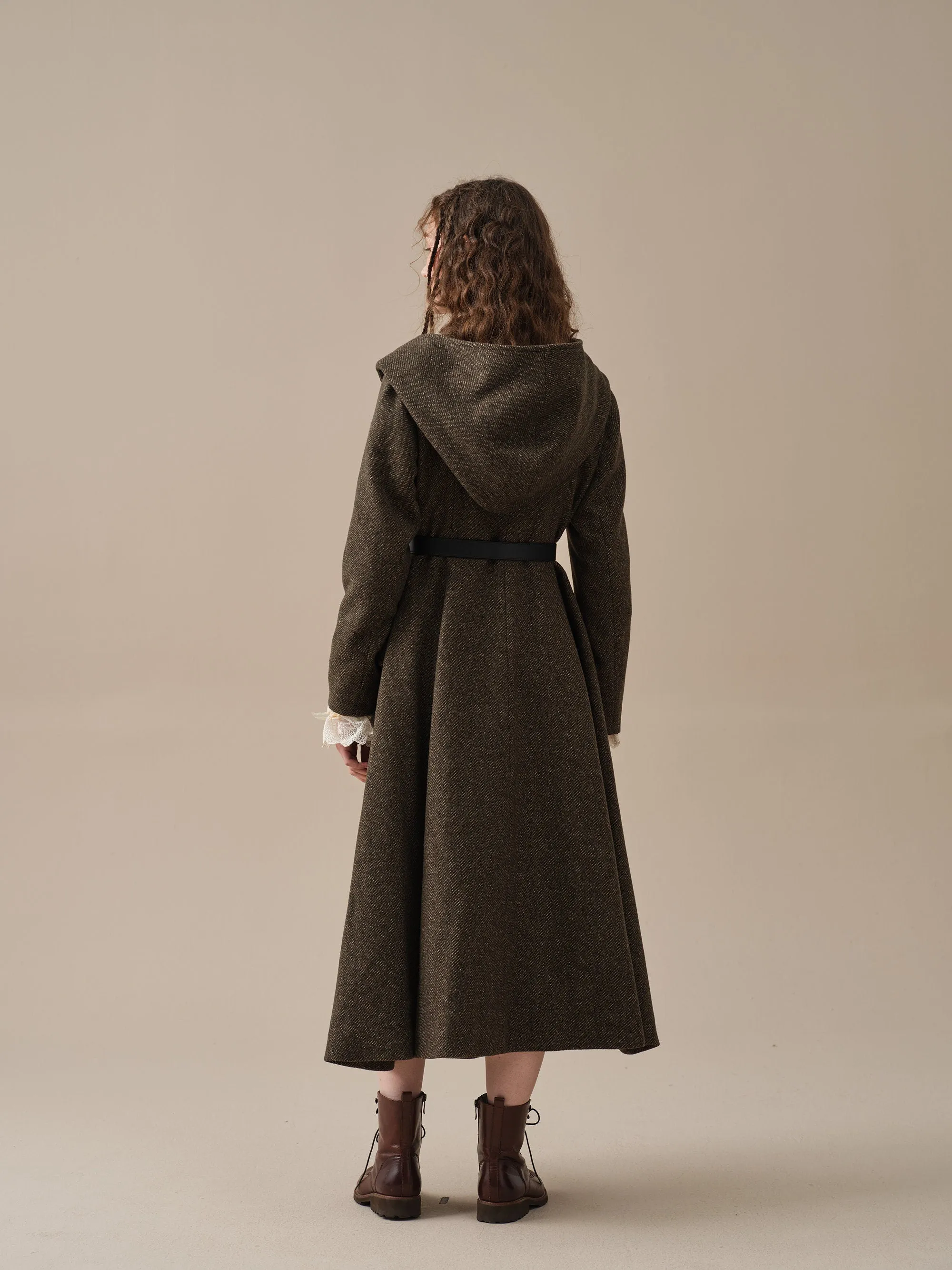 Trista 24 | 100% twill wool hooded coat